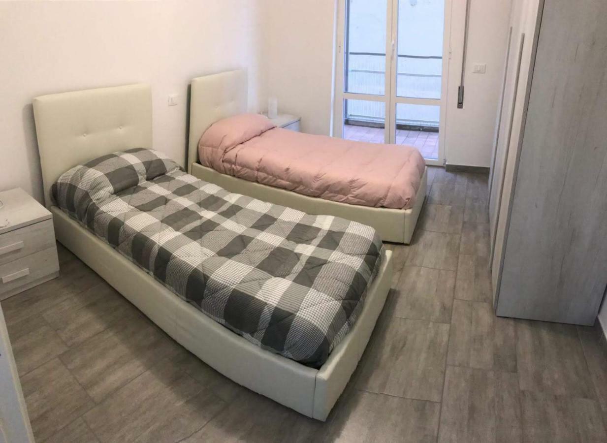 M&Y S House Vicino Alle Spiagge Лаваня Екстериор снимка