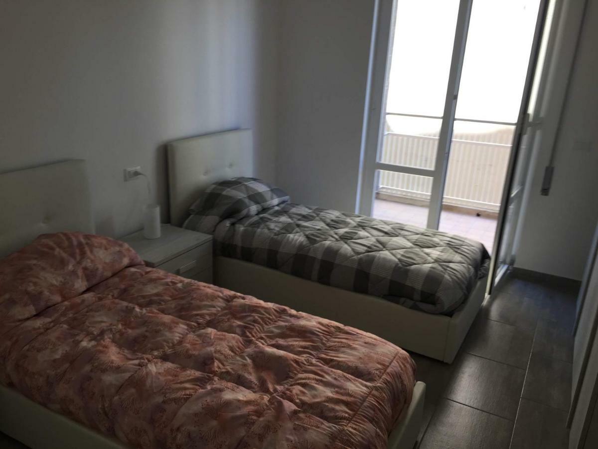 M&Y S House Vicino Alle Spiagge Лаваня Екстериор снимка